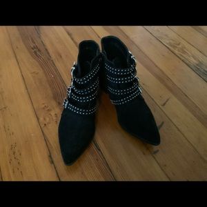 🌸Express Black Booties Silver Buckles size 8.5